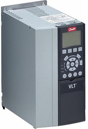 DANFOSS FC302 FREQUENTIEREGELAAR 3F 380-500V 13A 590HZ IP20 BEDIENINGSPANEEL EMC FILTER 