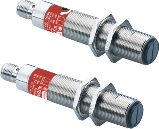 SCHNEIDER FOTOCEL INFRAROOD ZENDER+ONTVANGER M18-PNP 24VDC-SCHAKELAFSTAND 8M-HELDER/DONKER-M12 CONNECTOR