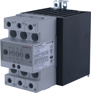 CARLO GAVAZZI SOLID STATE RELAIS 3 FASE 600V,30AAC,STUURSPANNING 5-32VDC KGE NUL SCHAKELEND 