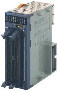 OMRON MODULAR PLC CJ-SERIE DIGITALE I/O UNITS 32 IN-NPN/PNP 24VDC 32 UIT-TRANSISTOR NPN 24VDC/0,3A 2 X 40 PUNTS MIL CONNECTOR 
