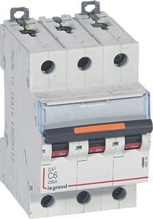 LEGRAND INSTALLATIEAUTOMAAT DX3 3P C6A 25KA 3MODULES