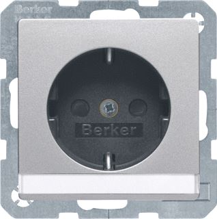 HAGER BERKER WANDCONTACTDOOS RANDAARDE MET TEKSTVELD KB STEEK BERKER Q.1/Q.3/Q.7 ALULOOK