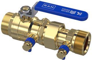 RAMINEX TERUGSTROOMBEVEILIGING TBE-EA / 1 1/2 BUI.DR. X 1 1/2 BUI.DR. / DN32 / PN10 / CONTROLEERBARE KEERKLEP KLASSE EA MET KOGELAFSLUITER EN AFTAPPER / RVS HENDEL MET ''DRINKWATER'' LOGO/OPSCHRIFT / KIWA