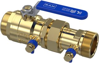 RAMINEX TERUGSTROOMBEVEILIGING TBE-EA / 1 3/4 BUI.DR. X 1 3/4 BUI.DR. / DN40 / PN10 / CONTROLEERBARE KEERKLEP KLASSE EA MET KOGELAFSLUITER EN AFTAPPER / RVS HENDEL MET ''DRINKWATER'' LOGO/OPSCHRIFT / KIWA